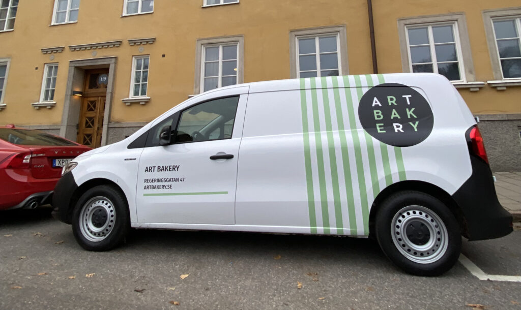 dekaler, bildekor, folie, stripa bil artbakery