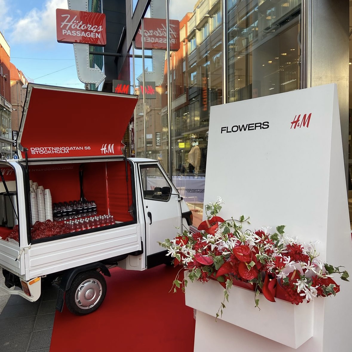 bildekaler, stripa bil, bildekor, folie, foliering HM
